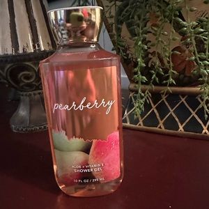 Pearberry shower gel, bath and Body works